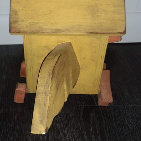 Beautiful Handmade Birdhouse with Wings Beak Eyes made in Alberta Canada - Picture 6 of 9